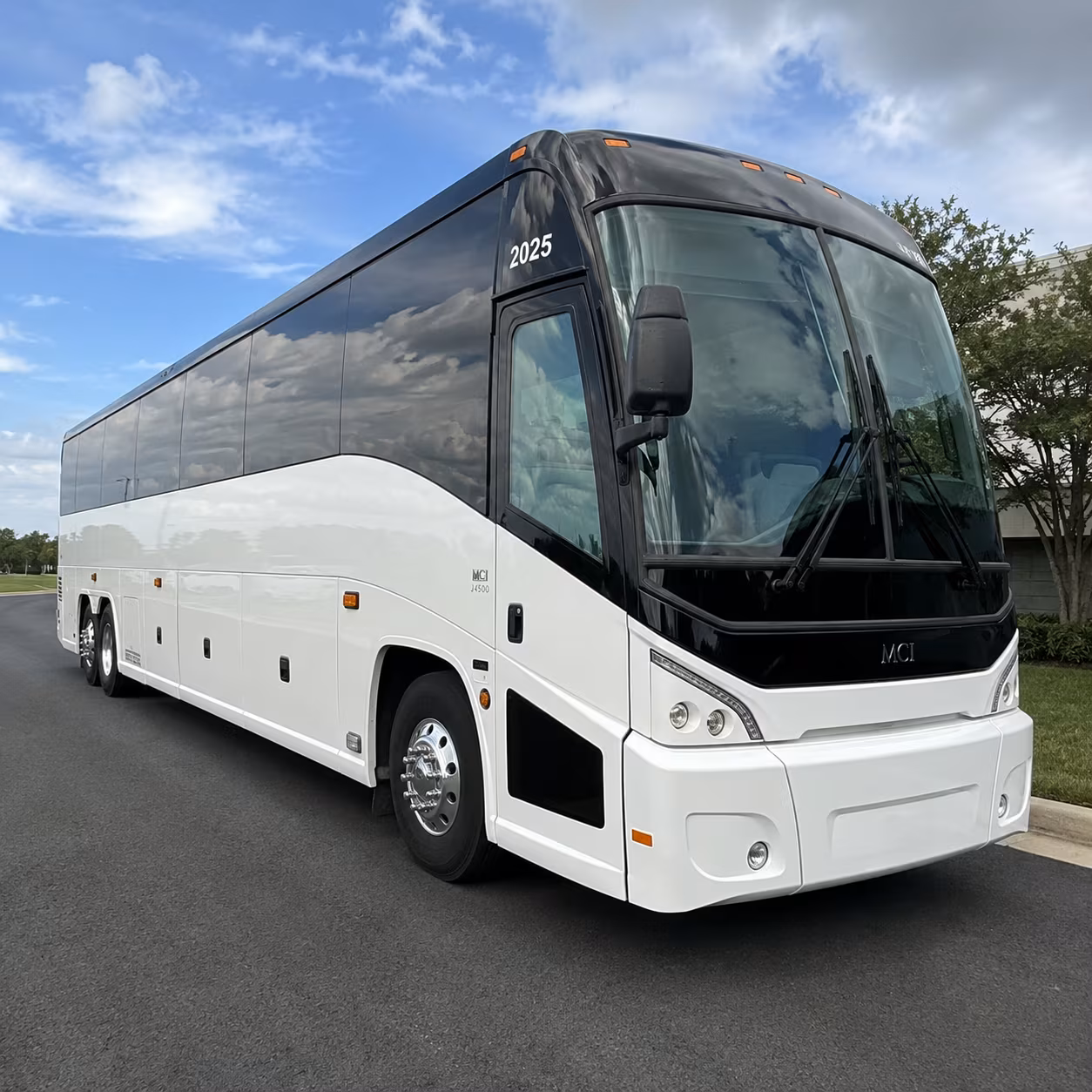 charter buses for corporate events and conferences at santander arena