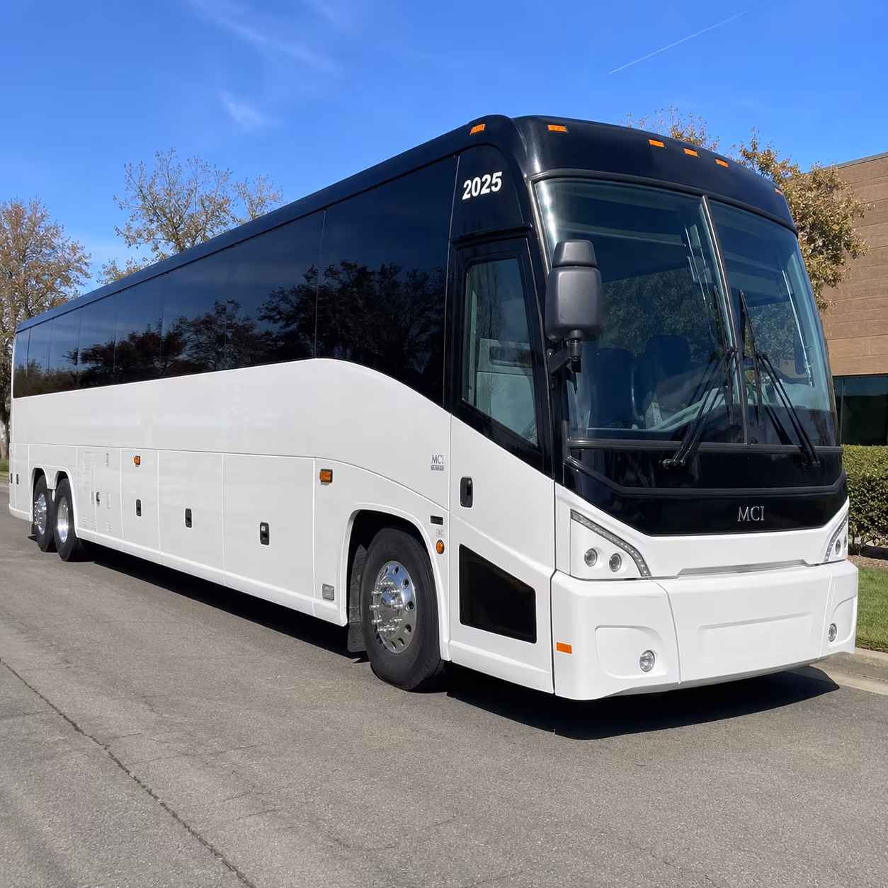 employee shuttle buses for reading s busiest corporate corridors